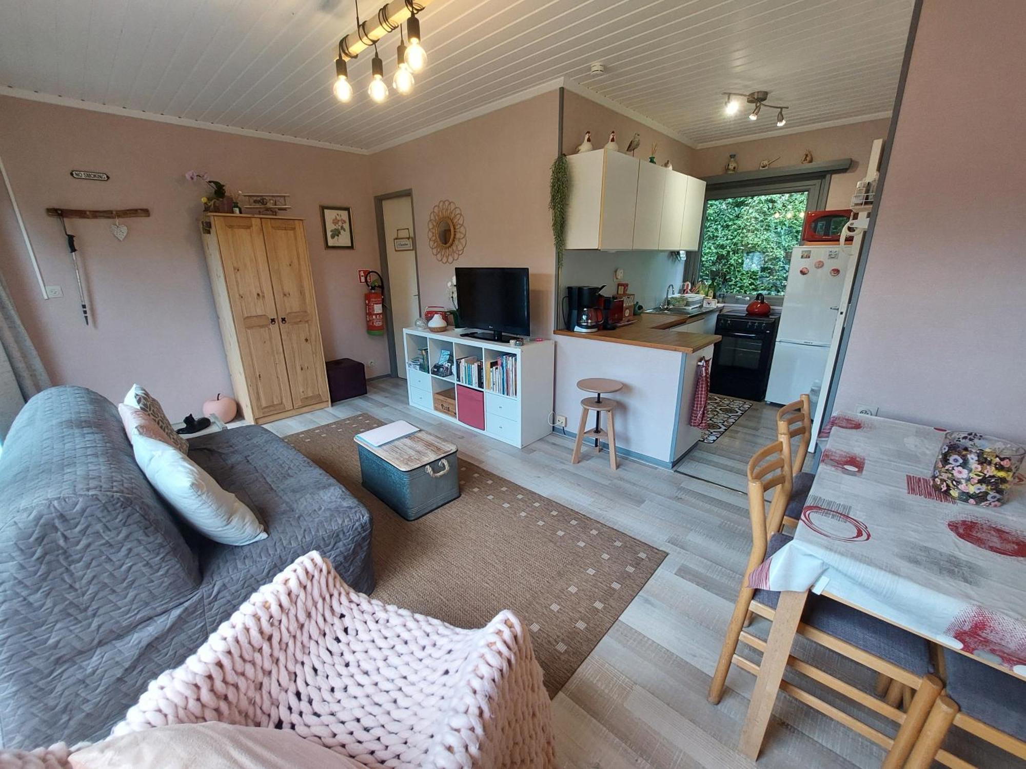 Le Petit Chalet - Bungalow Waulsort Экстерьер фото
