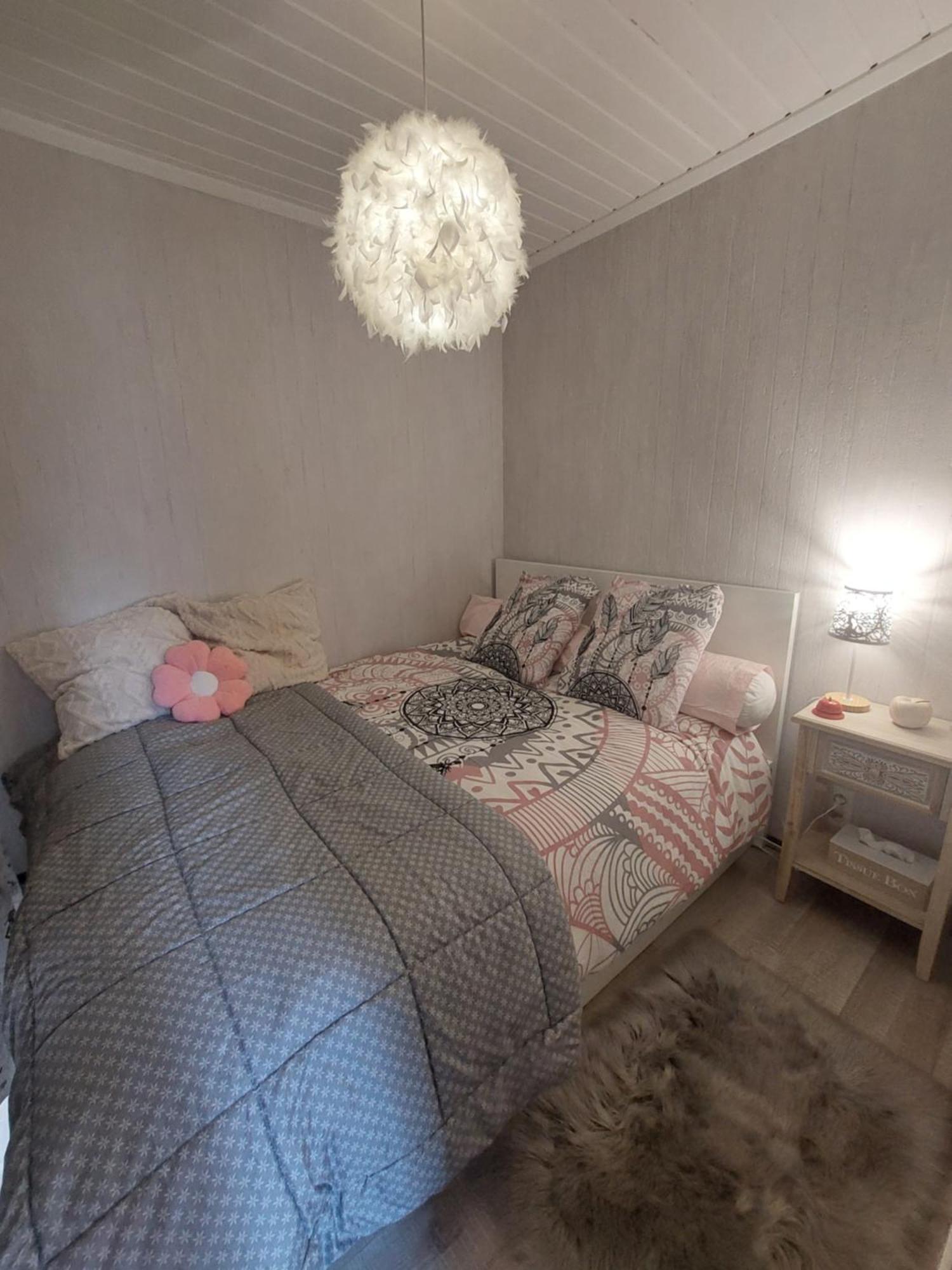 Le Petit Chalet - Bungalow Waulsort Экстерьер фото
